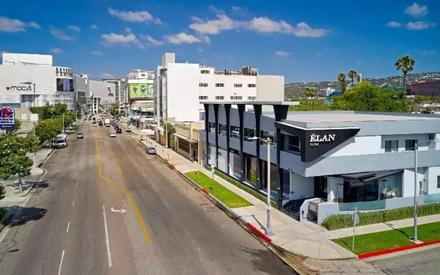 Elan Hotel