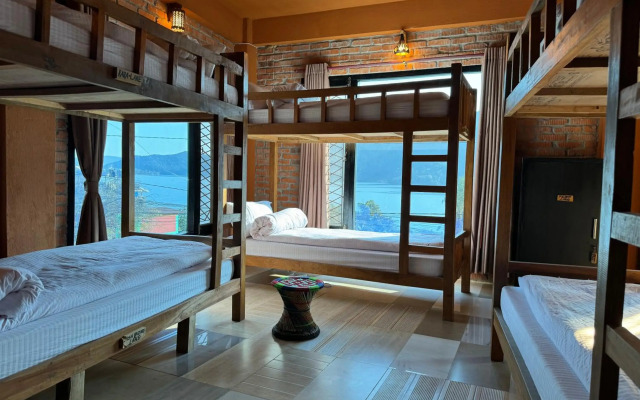 Nar-Bis Hotel