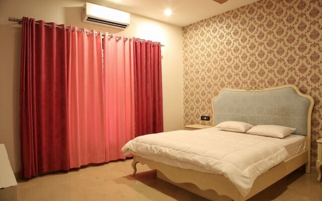 StayEden Luxurious 3BHK Home Theater