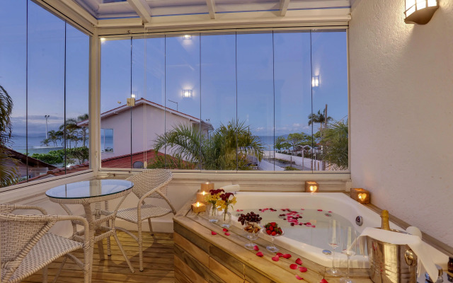 Solar Beach Hotel