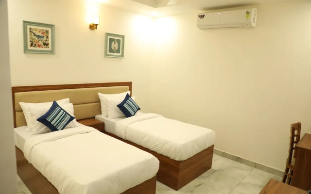 Hotel Sandal Tree Express