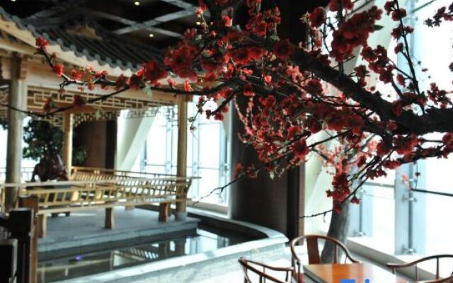 Long Wish Hotel International