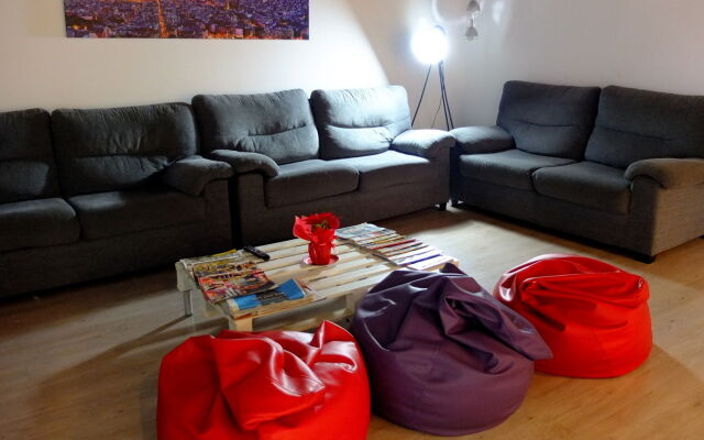 No Limit Hostel Central