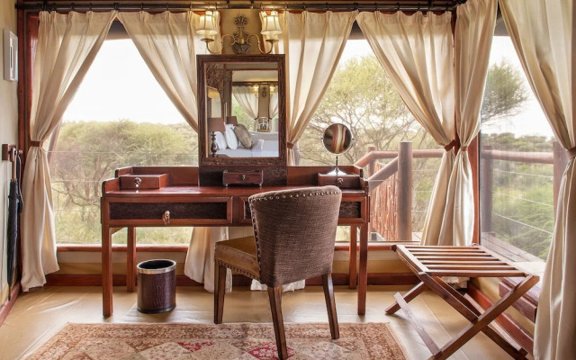 Tarangire Kuro Treetop Lodge