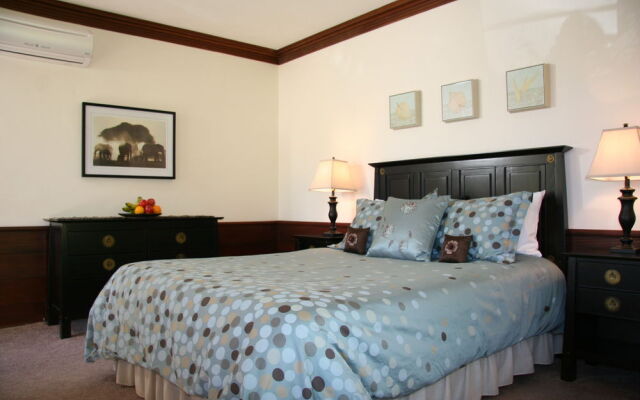 Ojai Retreat & Inn