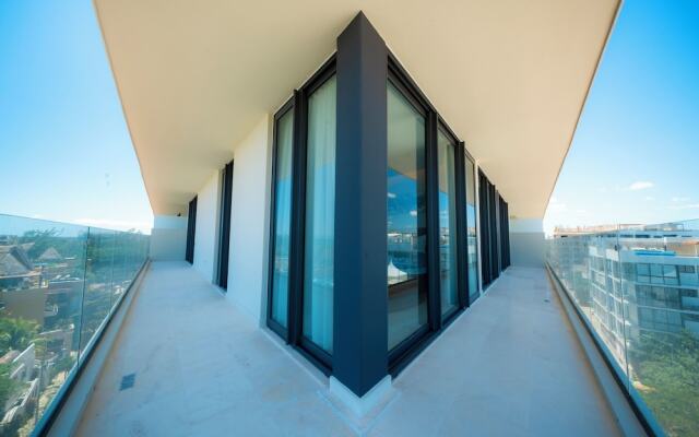 Marila - Luxury 3 BR - Ocean View & Pool