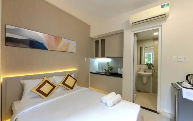 G8 Center Hotel Le Van Sy