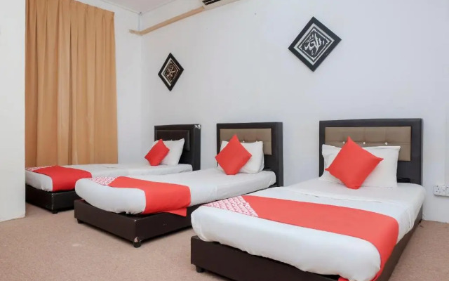 Oyo 90180 Gemilang Hotel Kerteh