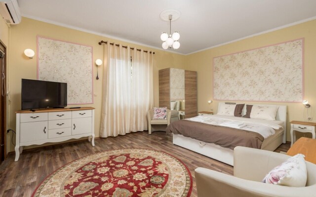 Beautiful Apartment in Opatija With Wifi and 3 Bedrooms