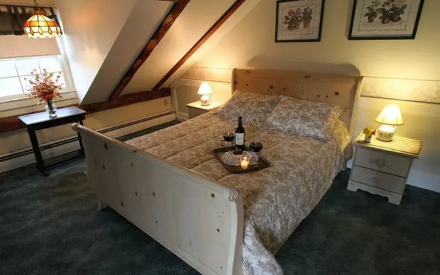 Youngtown Inn & Restaurant