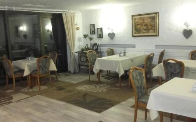 Top Hotel Garni