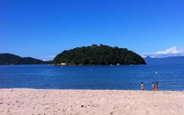 Casa Próxima à Praia Da Cocanha