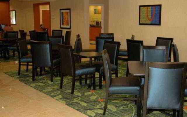 Fairfield Inn & Suites by Marriott Knoxville/East