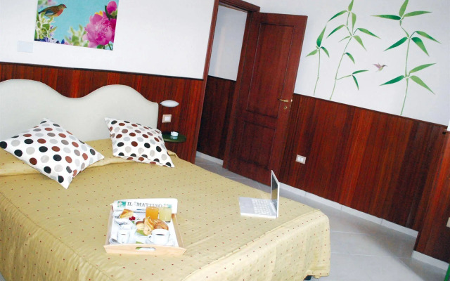 Mini Hotel