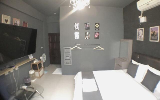 Kenting Time House
