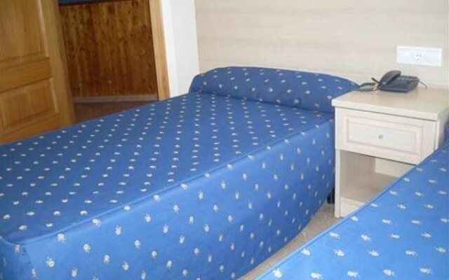 Hotel Alboran
