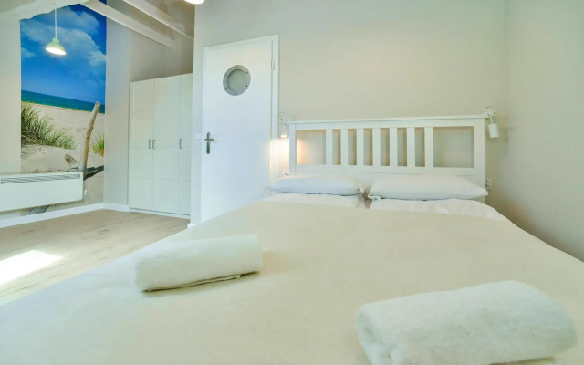 Holiday Home, Private Sauna, Close to the Beach