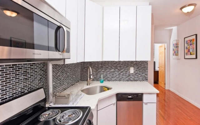 Cozy 2 BR on East Harlem