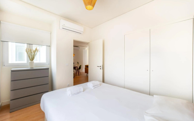 Monsanto Hill House – NO. 571 1A