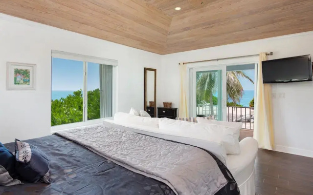 Neptune Cove 5 Bedroom Home