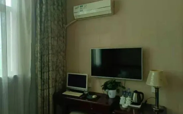 Zhengzhou Xinyang Lingrui Building Hotel (Provincial People's Hospital Metro Station)