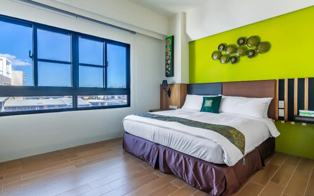 MAMBO Boutique Hotel