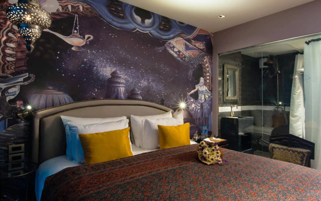 PlayHaus Thonglor Hotel