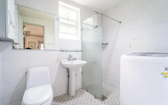 Ganghwa Aura Pension