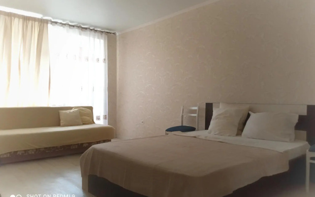 Apartments on 152 Monastyrkaya Street