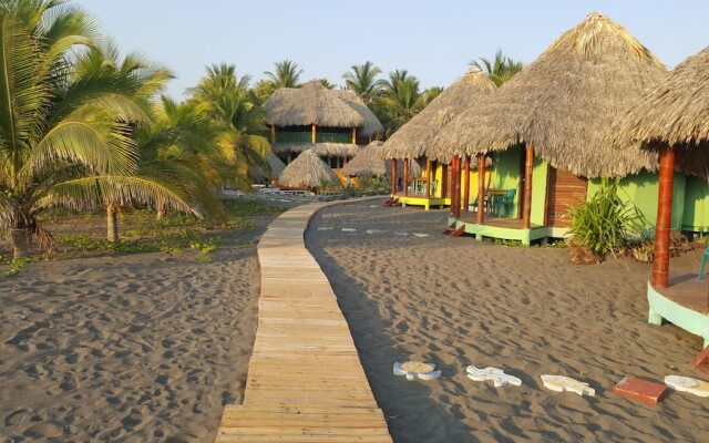 Eco Hotel Playa Quilombo de Curumbe