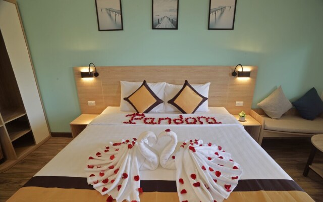 Pandora Hotel