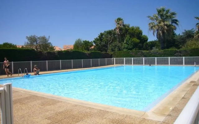 Appartement Six-Fours-les-Plages, 3 pièces, 6 personnes - FR-1-316-90