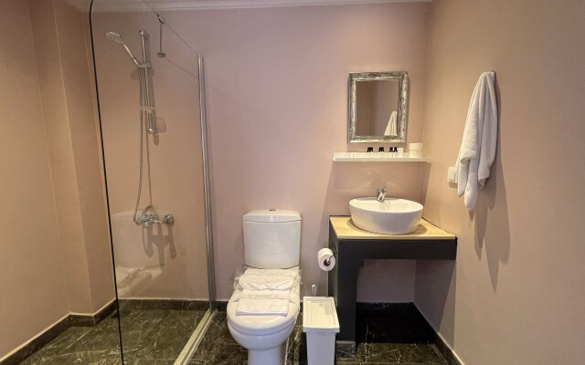 Matiana Hotel