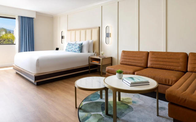 The Anza - A Calabasas Hotel