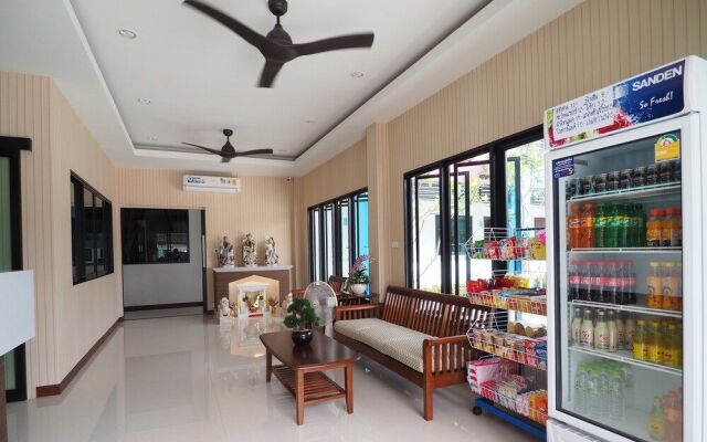 Waritthon Residence