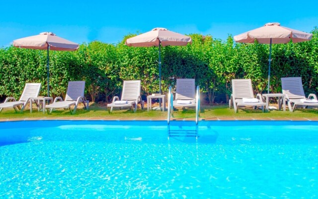 Spacious Villa in Crete With Pool and Parasol