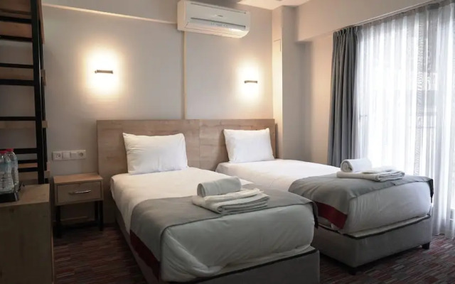 Mojo Otel Alsancak