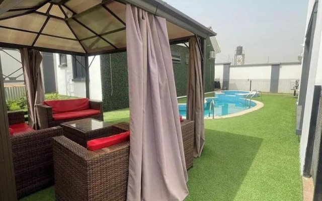 Alim Luxury Apartments