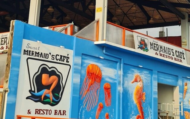 Sweet Mermaids Hotel and Restobar