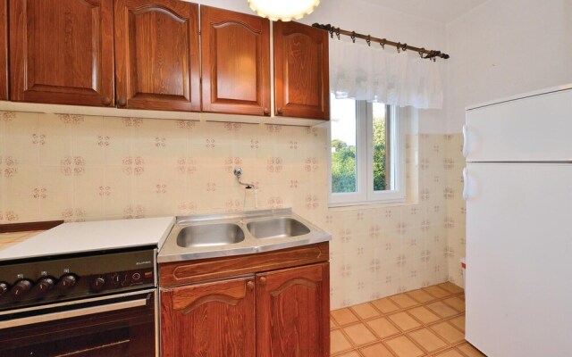 Nice Home in Pag With Wifi and 2 Bedrooms