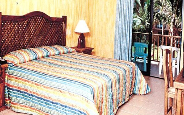 Royal Decameron Tropical