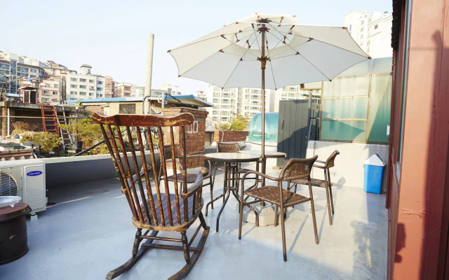 Owl Guesthouse - Hostel