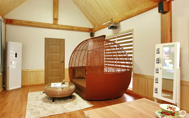 Gyeongju Healing House Pension