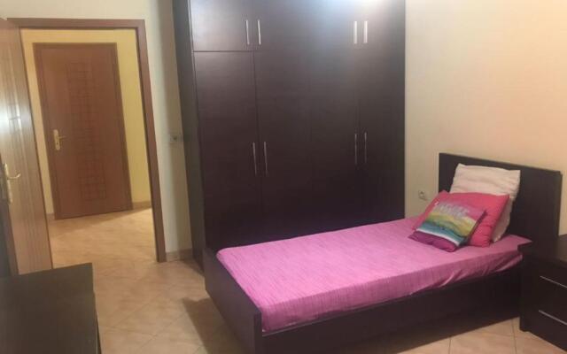 Lovely 2 bedroom apartment