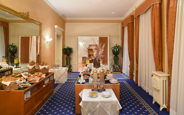 Golf Hotel Rene Capt