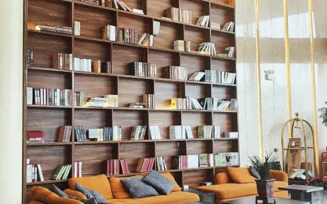 Longshan Bicika Hotel