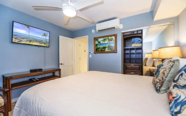 Noelani 304 3bdrm 2.5 Bath 3 Bedroom Condo by RedAwning