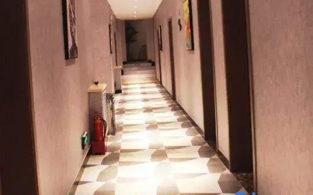 Yezi Crystal Hotel(Taiyuan Jinsi Park Branch)