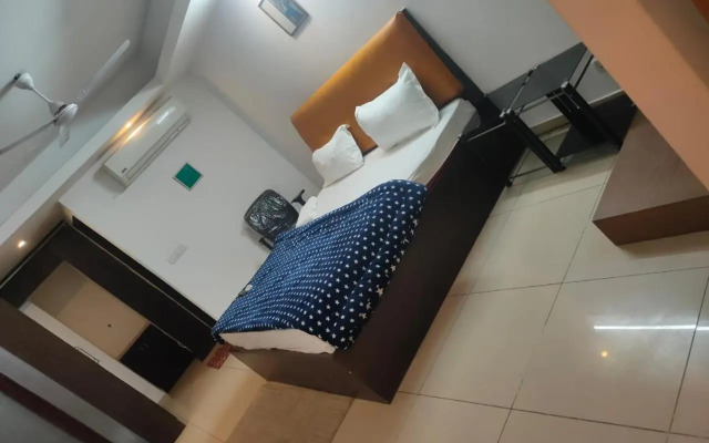 FabHotel Blueberry Hauz Khaz