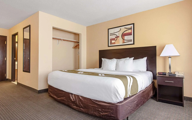 Quality Inn & Suites Lincoln North